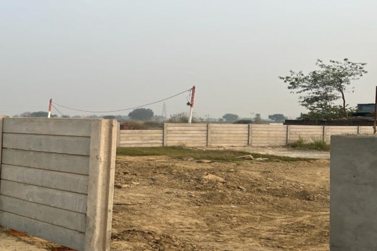 Listing Cover Image
