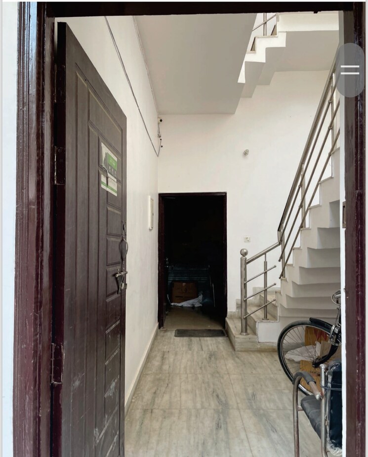 undefined, gomti nagar 6 Bedroom 2000 Sq.Ft. Independent House In Gomti Nagar Lucknow 8229642