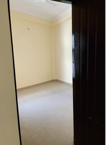 Room in 6 BHK Independent House at Gomti Nagar – for Sale