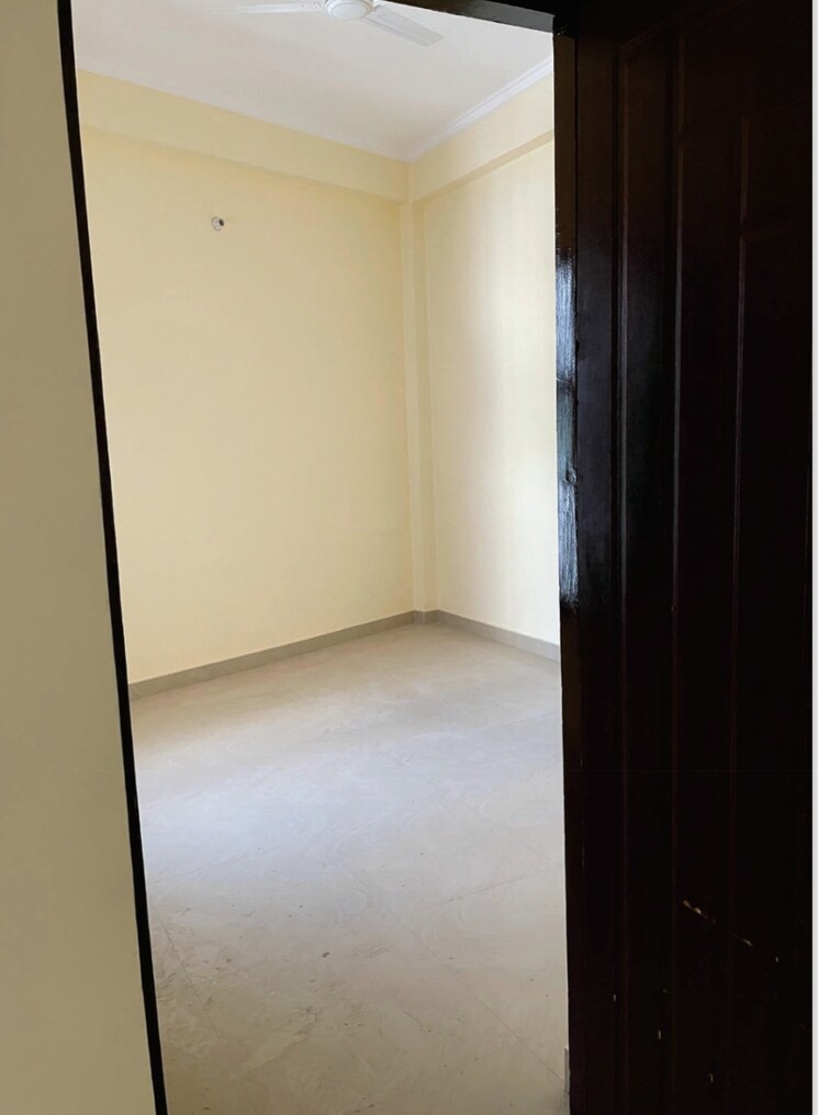 Room, gomti nagar 6 Bedroom 2000 Sq.Ft. Independent House In Gomti Nagar Lucknow 8229642