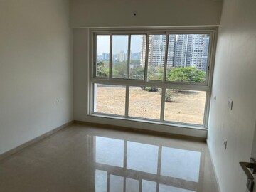 Room in 2 BHK Apartment at Godrej The Trees, Vikhroli East – for Sale