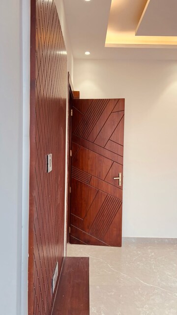 3 BHK Builder Floor For Sale in Vaishali Extension