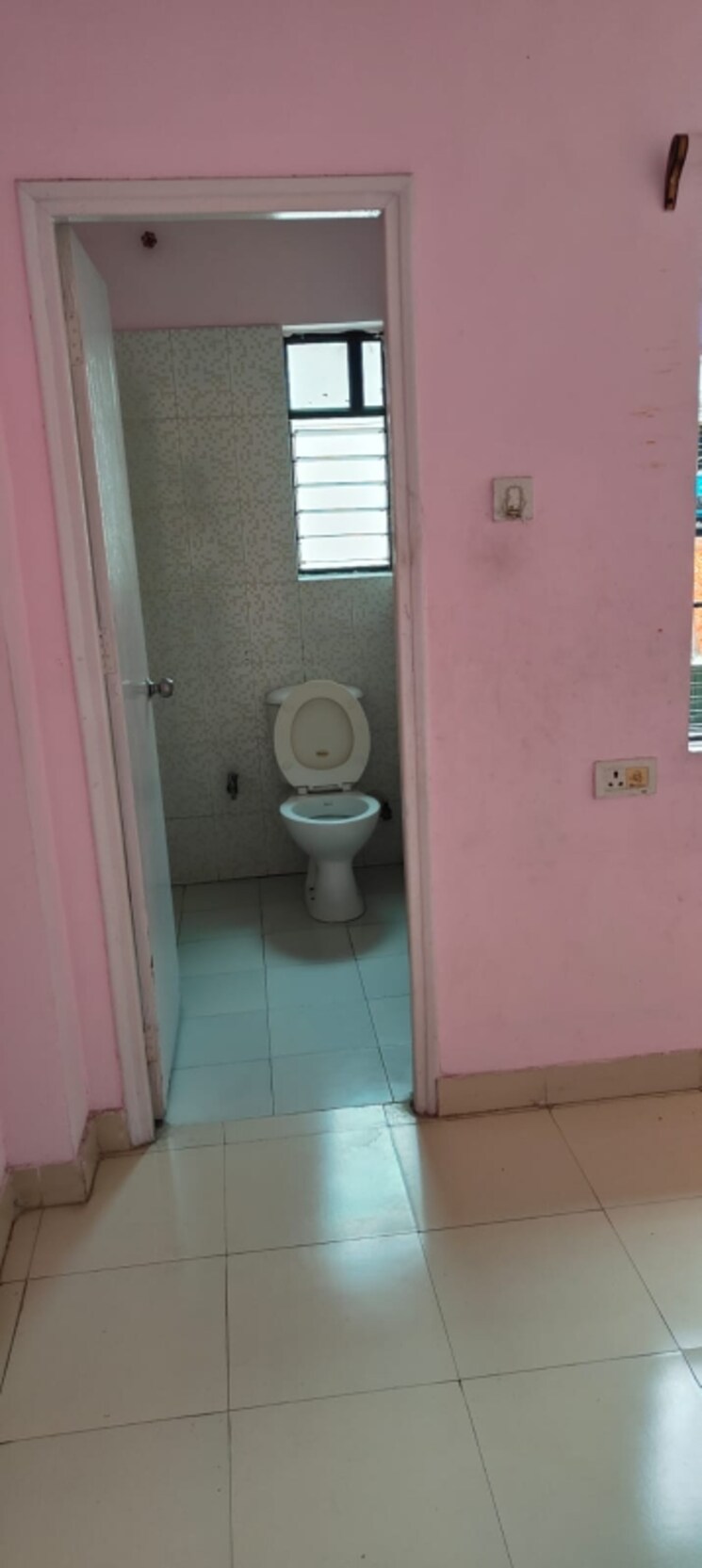 Bathroom, siddha-town 3 Bedroom 975 Sq.Ft. Apartment In Rajarhat New Town Kolkata 8229836