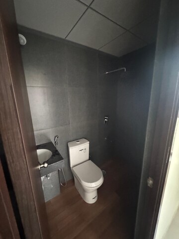 Bathroom in 2 BHK Apartment at Kalpataru Paramount, Kapur Bawdi – for Rent