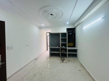 Room in 1 BHK Apartment at Rajpur Khurd Extension – for Rent