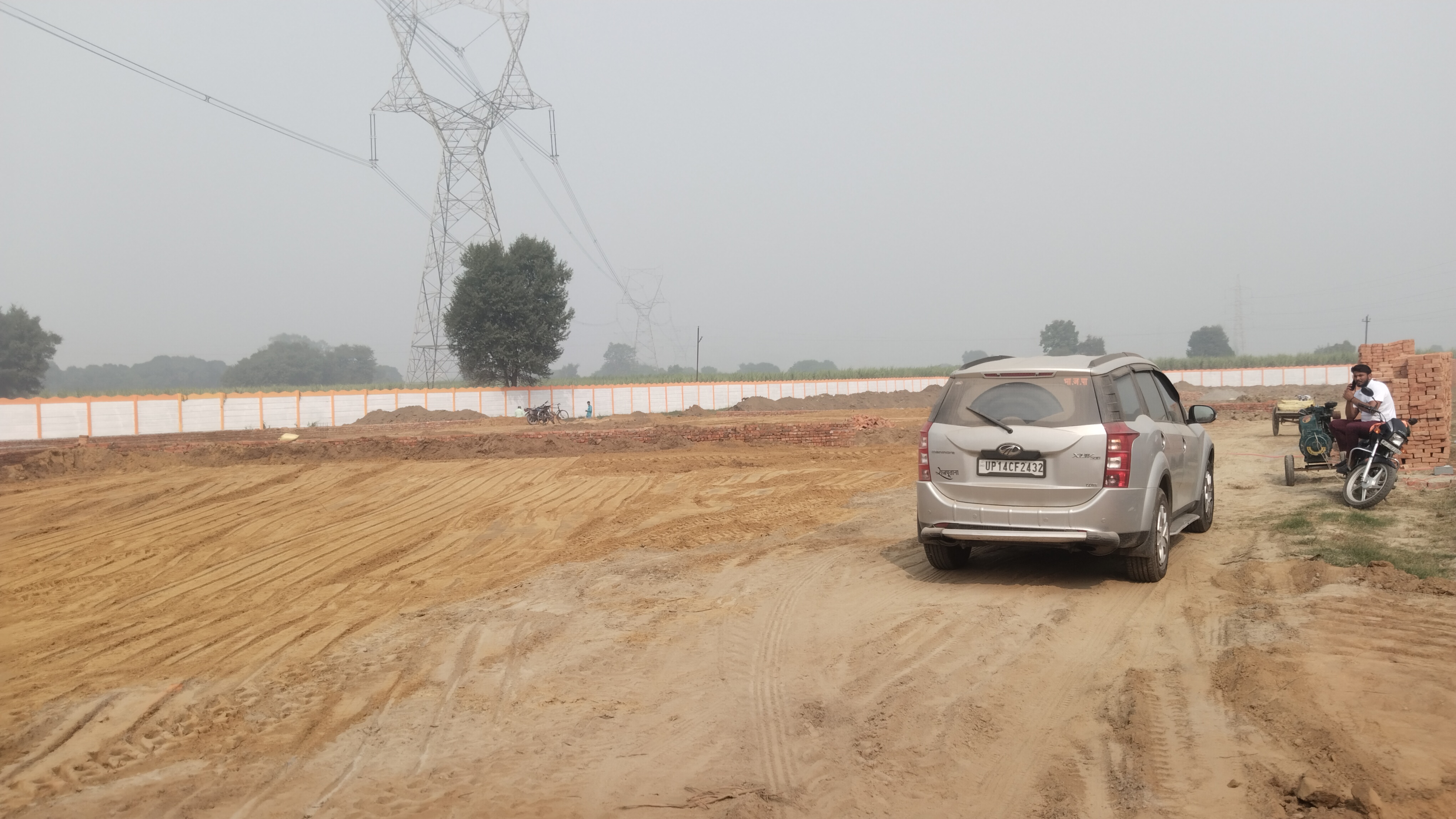 Plot For Sale in Har Raj Enclave 