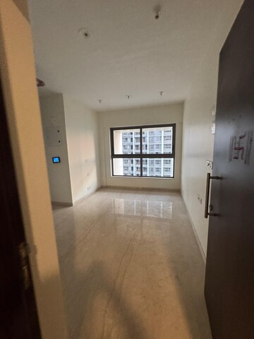 Building Lobby in 2 BHK Apartment at Kalpataru Paramount, Kapur Bawdi – for Rent