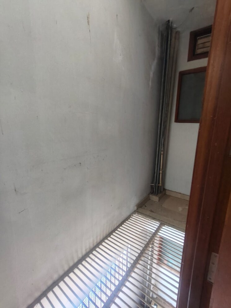 Balcony, hargobind enclave 3 Bedroom 1800 Sq.Ft. Apartment In Hargobind Enclave Delhi 8230148