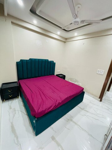 Bedroom in 1 BHK Builder Floor at Chattarpur – for Rent