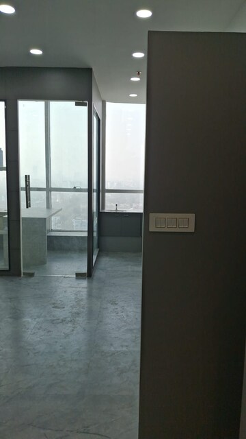 Room in  Office Space at Salt Lake Sector V – for Rent