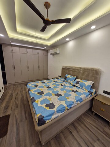 Bedroom in 2 BHK Builder Floor at Ambience Creacions, Sector 22 – for Rent