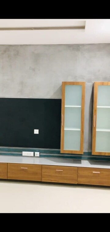 Furnished Amenities in 3 BHK Apartment at Manikonda – for Sale