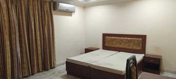 Bedroom in 3 BHK Apartment at Banjara Hills – for Rent