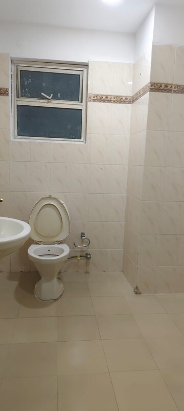Bathroom in 3 BHK Apartment at Banjara Hills – for Rent