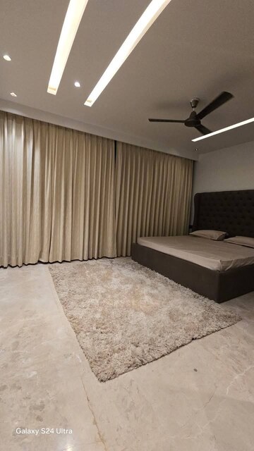 Bedroom in 3 BHK Builder Floor at Ambience Creacions, Sector 22 – for Rent