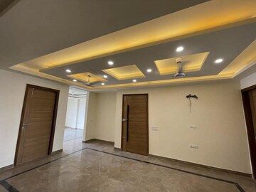 Kitchen in 3 BHK Builder Floor at Ambience Creacions, Sector 22 – for Rent