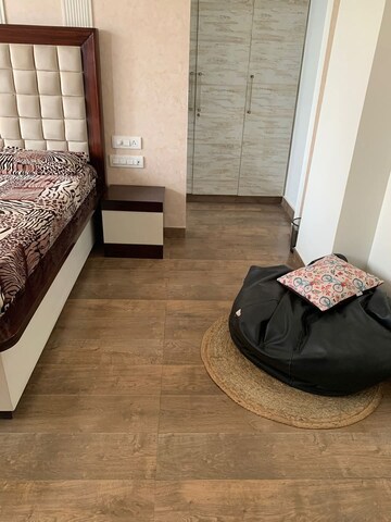 Parking in 3 BHK Builder Floor at Ambience Creacions, Sector 22 – for Rent
