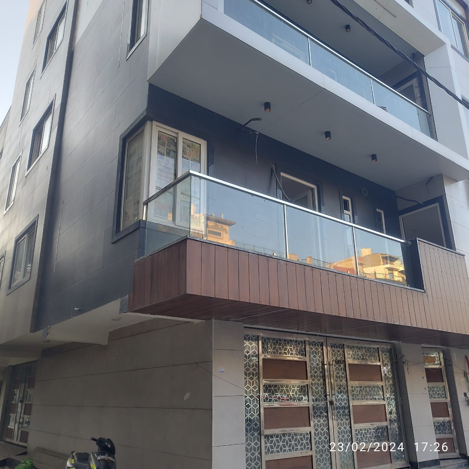 3 BHK Builder Floor For Sale in Shalimar Bagh