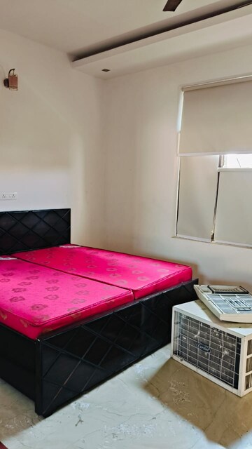 Bedroom in 6 BHK Independent House at Sector 16 – for Rent