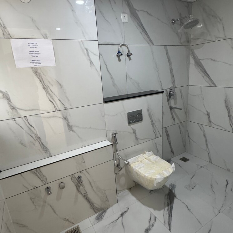 Bathroom, thakkarwal 3.5 Bedroom 2650 Sq.Ft. Apartment In Thakkarwal Ludhiana 8231514