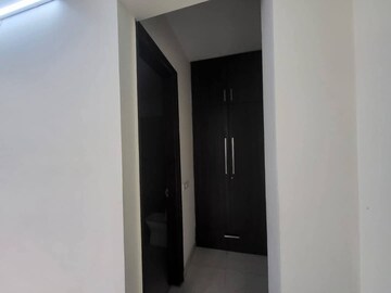 Room in 2 BHK Independent House at Sector 9 – for Rent