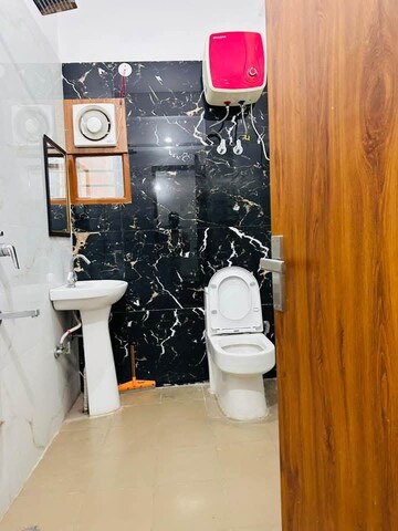 Master Bedroom in 2 BHK Independent House at Sector 9 – for Rent