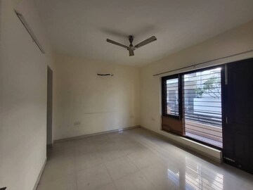 Room in 2 BHK Independent House at Sector 9 – for Rent