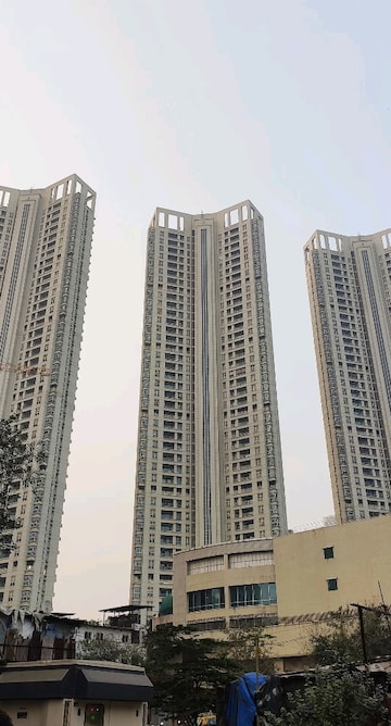 3 BHK Apartment For Resale in K Raheja Vivarea Mahalaxmi Mumbai  8230592