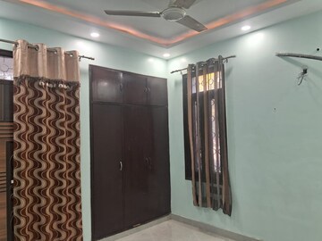 Bedroom in 4 BHK Apartment at Sector 12 Dwarka – for Rent