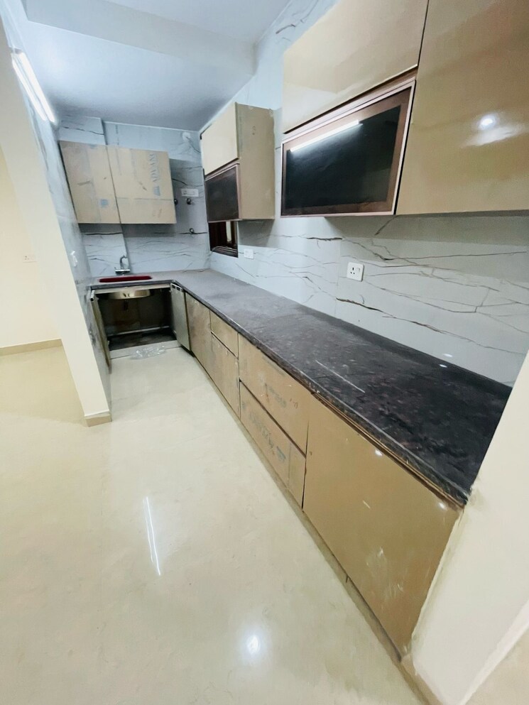 Kitchen, chattarpur 4 Bedroom 1550 Sq.Ft. Builder Floor In Chattarpur Delhi 8230633