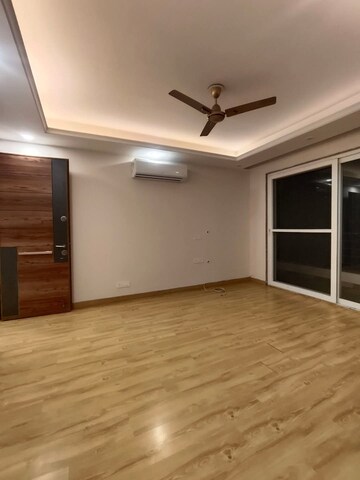 Room in 3 BHK Builder Floor at Sector 4 – for Sale