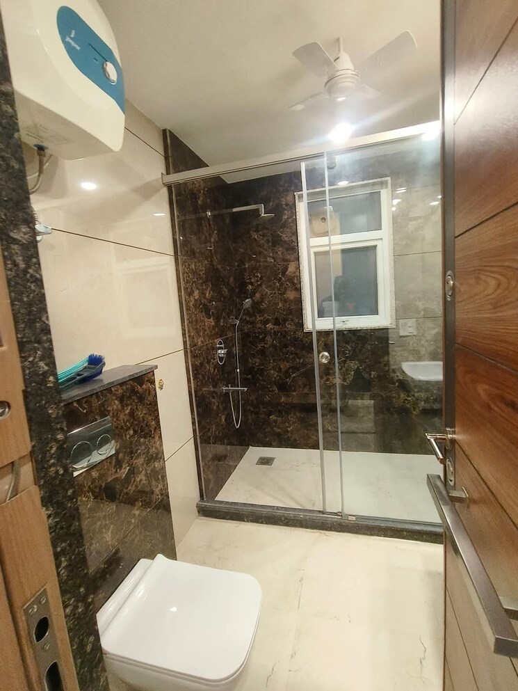 Kitchen, sector 4 3 Bedroom 263 Sq.Yd. Builder Floor In Sector 4 Gurgaon 8230662