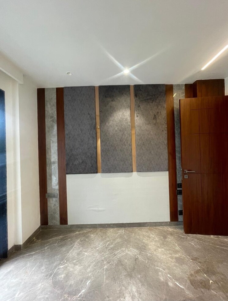 Room, sector 22 1 Bedroom 850 Sq.Ft. Builder Floor In Sector 22 Gurgaon 8231055