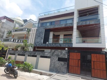 3 BHK Builder Floor For Rent in DLF Vibhuti Khand, Gomti Nagar