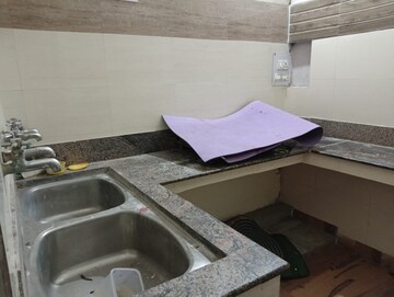 Master Bedroom in 2 BHK Independent House at Shivalik Nagar – for Rent