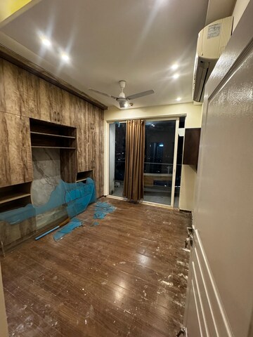 Room in 3.5 BHK Apartment at M3M Golf Estate, Sector 65 – for Sale