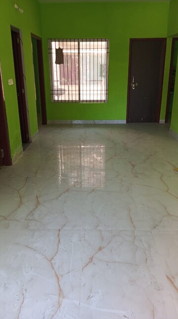 Room in 3 BHK Apartment at Tupudana – for Rent