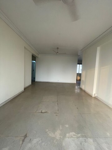 Room in 4 BHK Apartment at Hiranandani Gardens Solitaire, Powai – for Sale