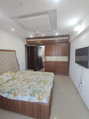Bedroom in 2 BHK Apartment at Sudarshan Sky Garden, Ghodbunder Road – for Rent