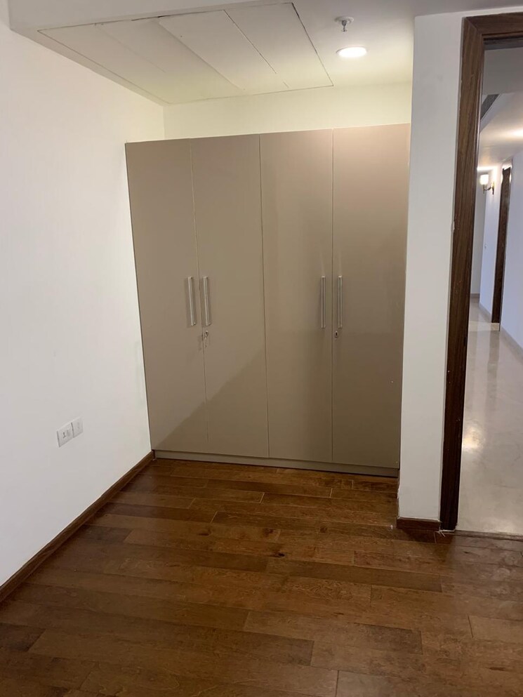 Room, m3m-golf-estate 3.5 Bedroom 2985 Sq.Ft. Apartment In Sector 65 Gurgaon 8231176