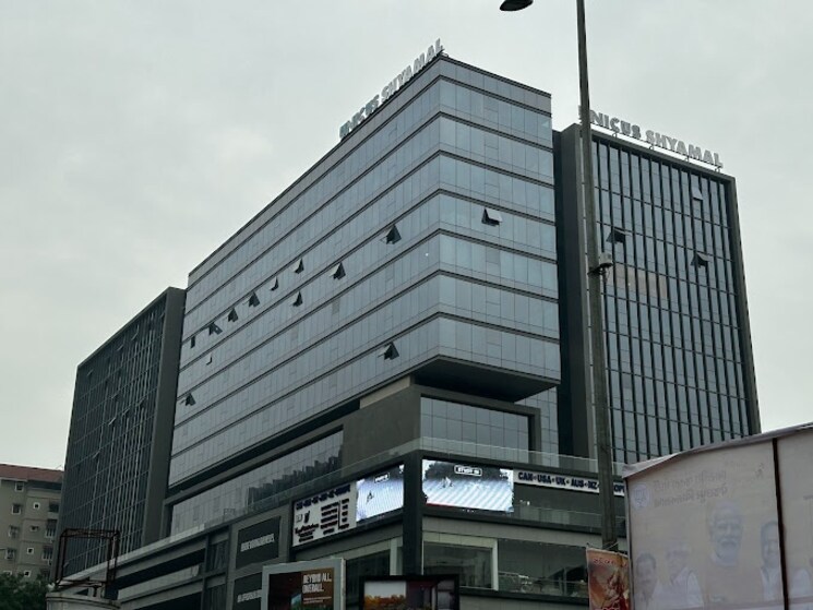 Exterior View, shyamal Commercial Office Space 1000 Sq.Ft. In Shyamal Ahmedabad 8231156