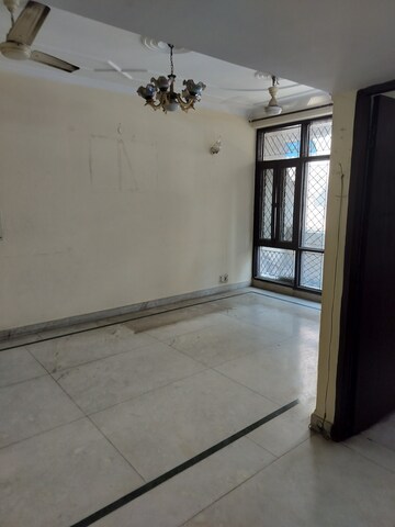 Room in 2 BHK Apartment at Sector 7 Dwarka – for Sale
