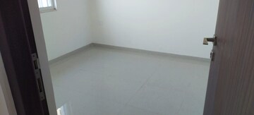 Room in 1 BHK Apartment at Omkar Signet, Malad East – for Rent
