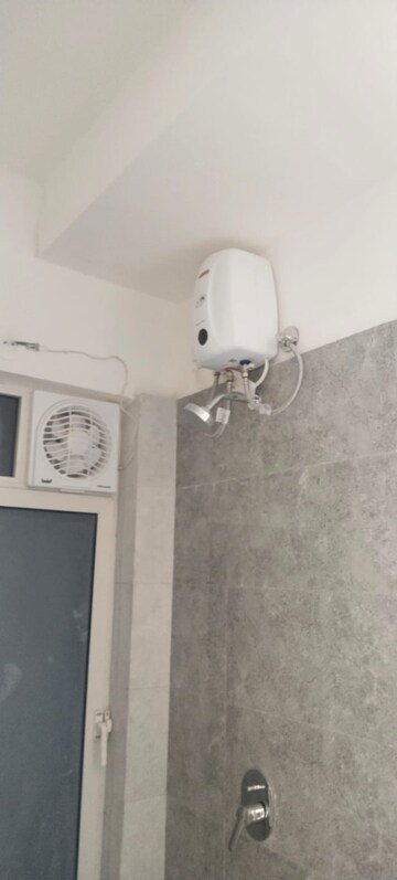 Bathroom in 1 BHK Apartment at Omkar Signet, Malad East – for Rent