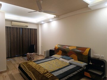 Bedroom in 4 BHK Builder Floor at Panchsheel Enclave – for Rent