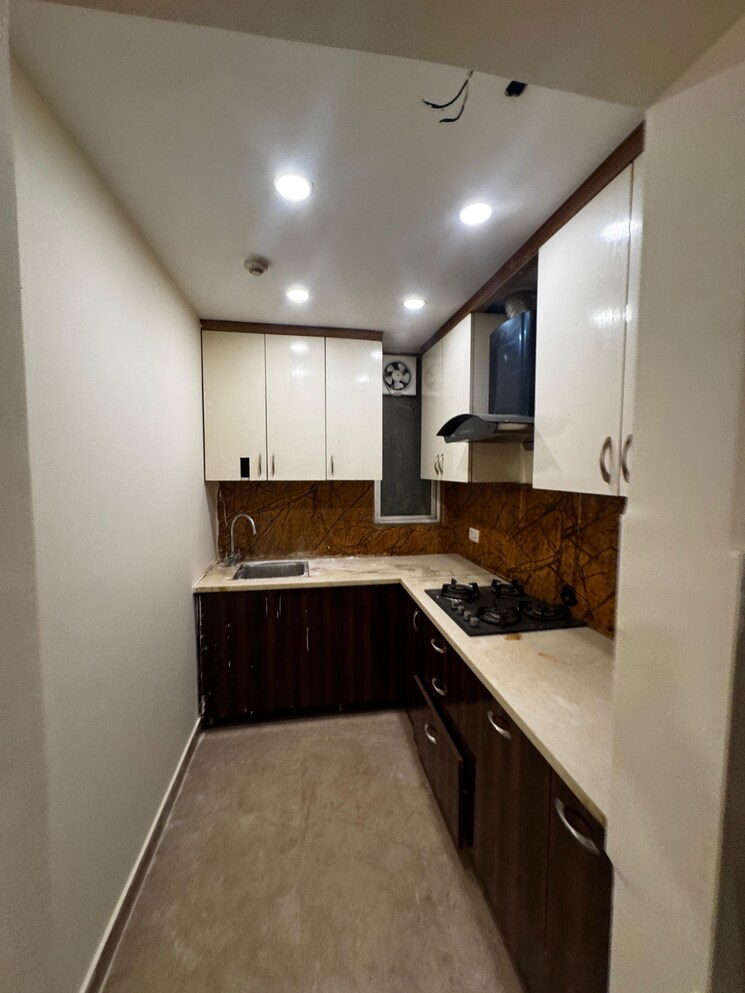 Kitchen, m3m-golf-estate-fairway-west 4 Bedroom 5685 Sq.Ft. Apartment In Sector 65 Gurgaon 8231338