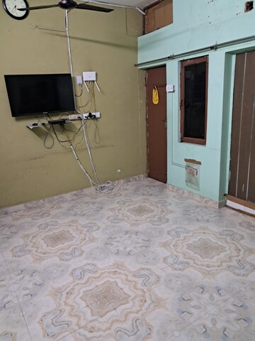 Room in 5 BHK Independent House at Kalyanpur East – for Rent