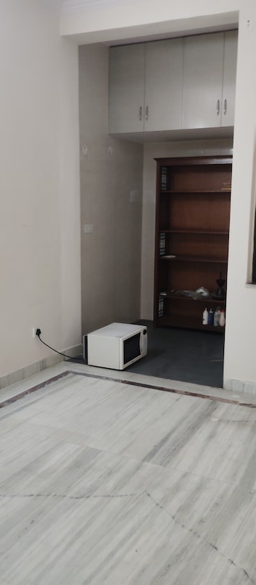 2 BHK Builder Floor For Rent in RWA Apartments Sector 41 Sector 41 Noida  8231401