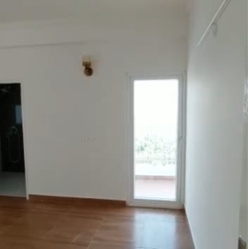 Room in 4 BHK Apartment at Trident Embassy Reso, Sector 1 Greater Noida – for Sale