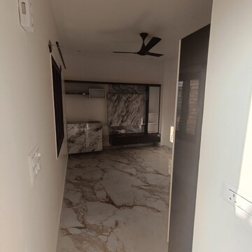 Room in 1 RK Apartment at Halasuru – for Rent